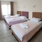 Sezgin Boutique 2*