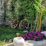 Sezgin Boutique 2*