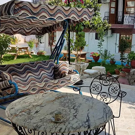 Отель Sezgin Boutique Кушадасы