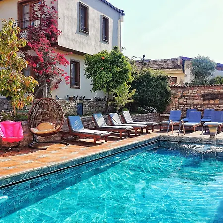 Sezgin Boutique Hotel 2*